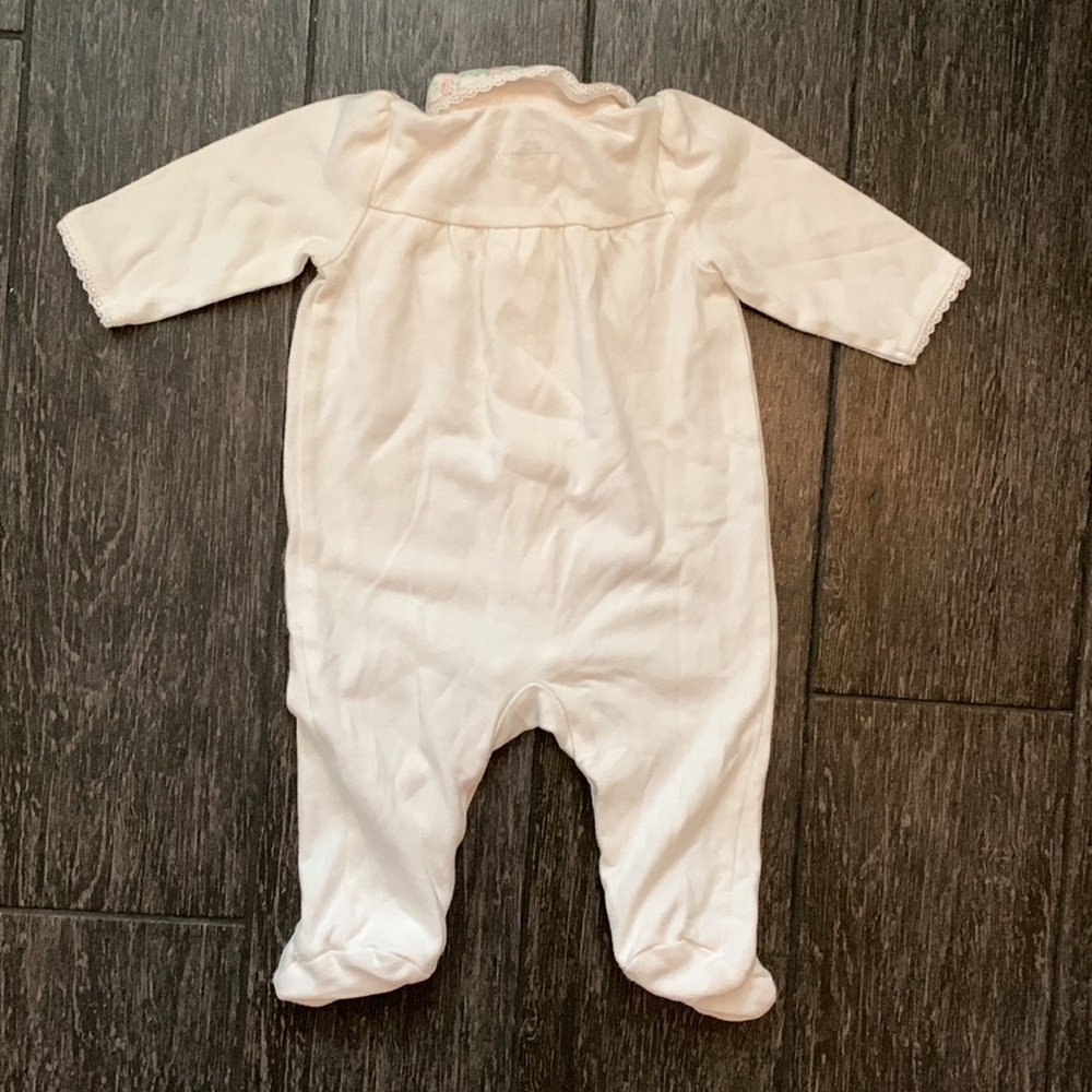 Sweet baby girl floral footie 🌷 - Picture 4 of 4